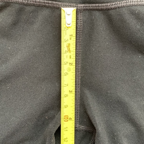 Athleta Women's 3/4 Leggings Size XS - Picture 5 of 9